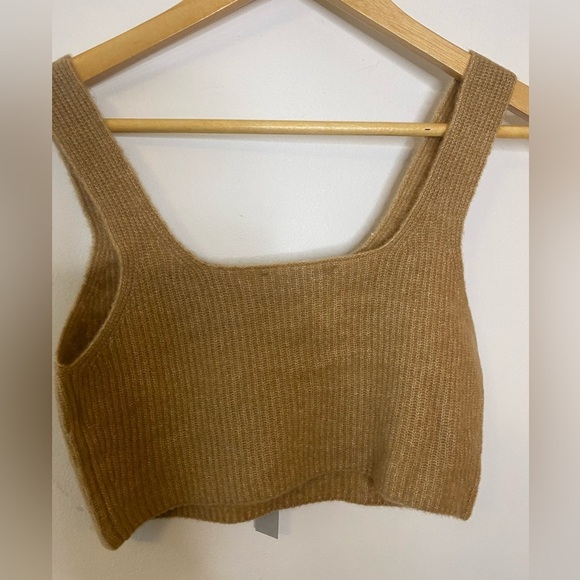 NWT Everlane The Cozy Stretch Yak Wool Ribbed Crop Tank Sweater - Picture 9 of 10
